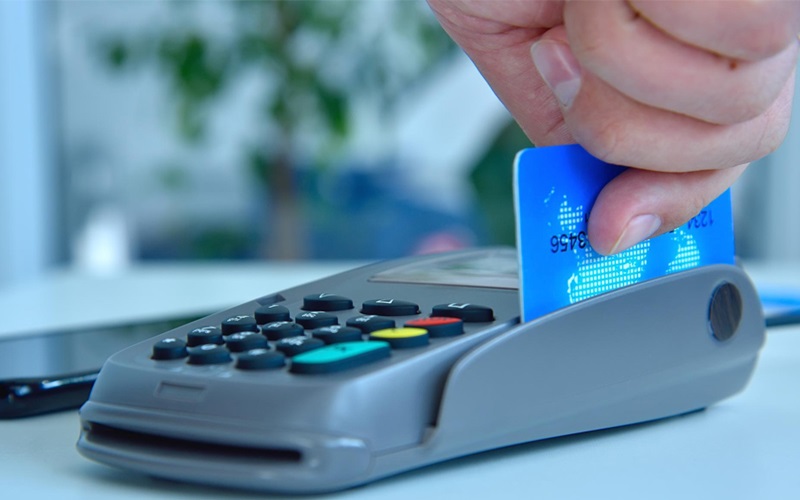 آیا دستگاه کارتخوان بدون جواز کسب هم فعال می‌شود؟

