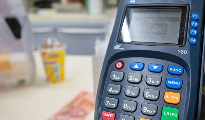 دستگاه کارتخوان چند روزه فعال می‌شود؟ بررسی زمان واقعی فعال‌سازی