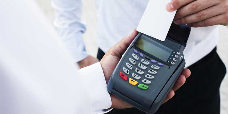 قطع شدن مکرر دستگاه کارتخوان؛ مشکل از دستگاه است یا خط؟

