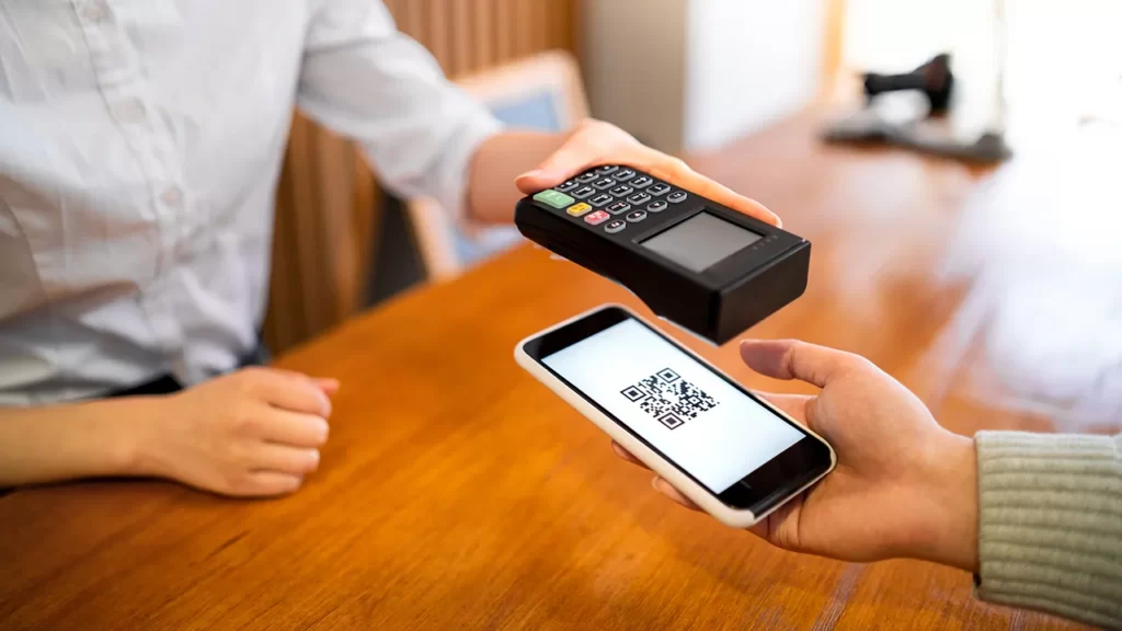 دستگاه کارتخوان برای مناطق روستایی؛ چه مدلی بهتر جواب می دهد؟